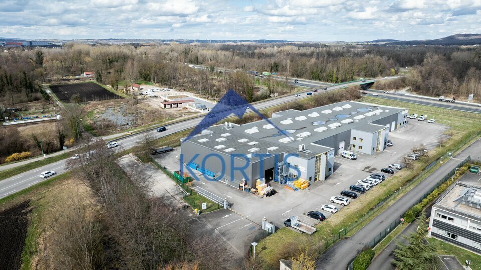 Light Industrial in La Verpillière to rent - Aerial - Image 2 of 4