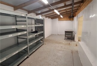 Worthing Rd, West Grinstead to rent Interior Photo- Image 2 of 5