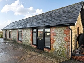 Newlands Farm, Dorchester to rent Building Photo- Image 1 of 8