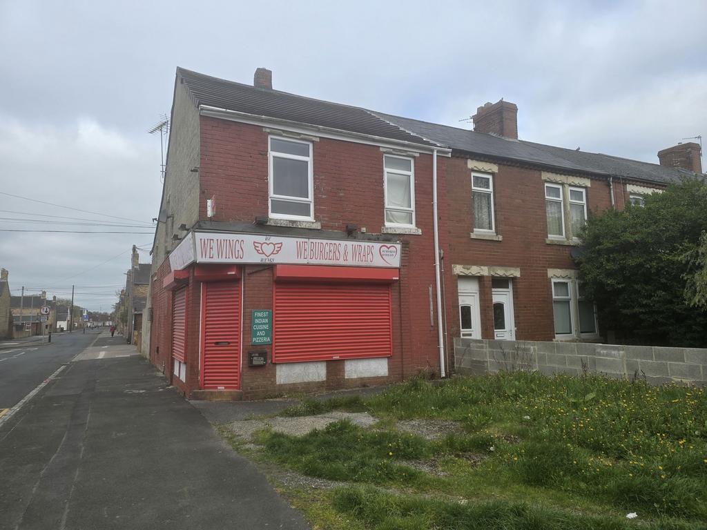 251 Hawthorn Rd, Ashington for sale Primary Photo- Image 1 of 13