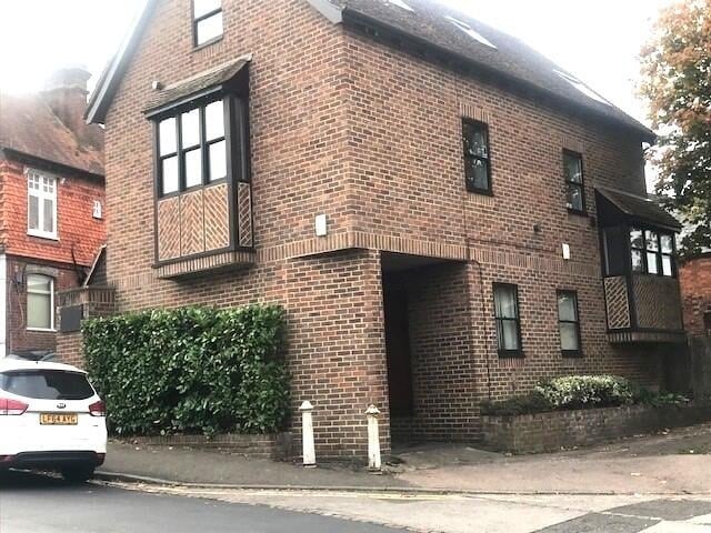 1 Wathen Rd, Dorking for sale - Building Photo - Image 2 of 8