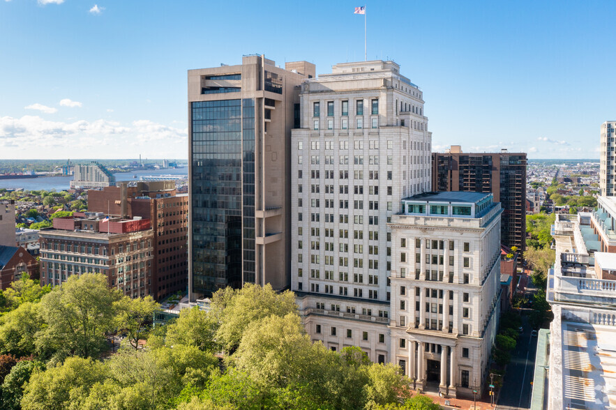 510-530 Walnut St, Philadelphia, PA for rent - Building Photo - Image 1 of 7