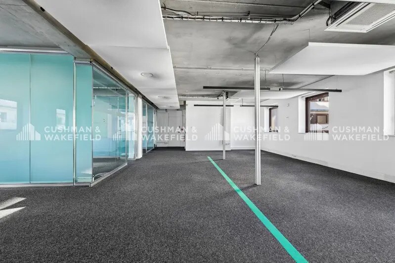 Office in Boulogne-Billancourt to rent - Interior Photo - Image 2 of 6