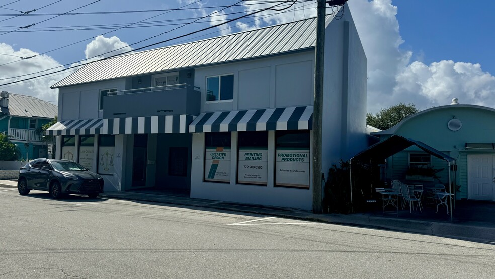 310-312 SE Denver Ave, Stuart, FL for rent - Building Photo - Image 3 of 4