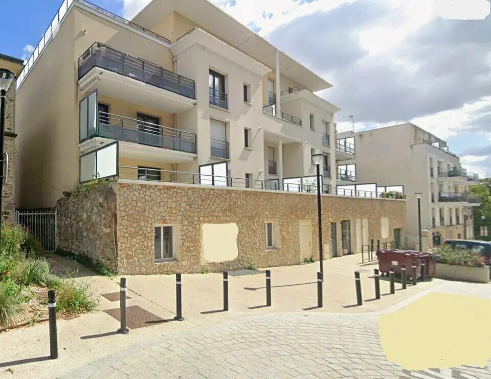 Retail in Thorigny-sur-Marne for sale Building Photo- Image 1 of 11