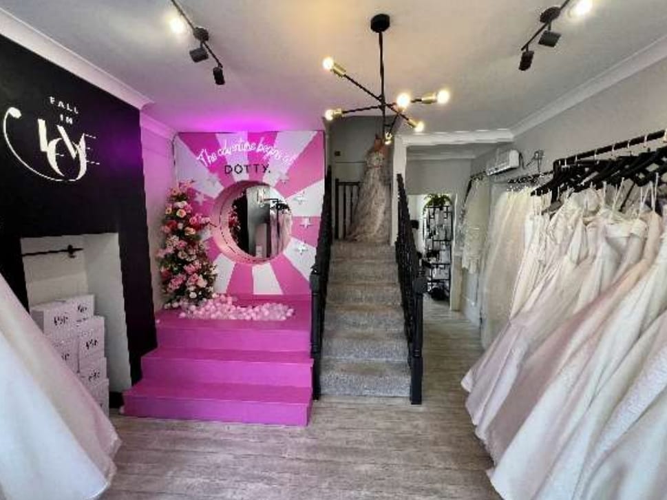 16 Huddersfield Road, Holmfirth, WYK HD9 2JS - Unit 16 - - Interior Photo - Image 2 of 2