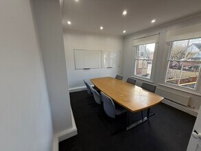 92 High St, Great Missenden to rent Interior Photo- Image 1 of 4