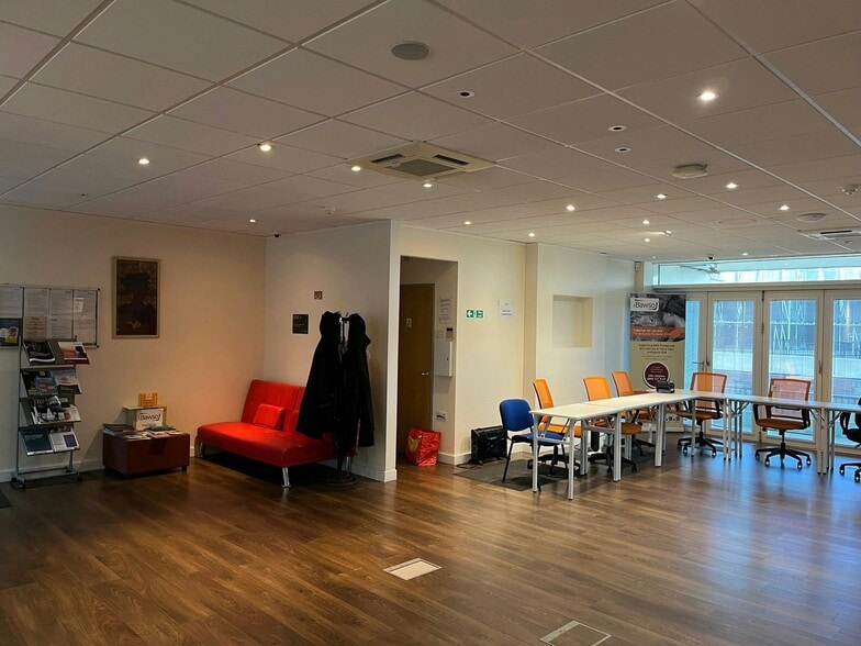 Havannah St, Cardiff to rent - Building Photo - Image 2 of 5