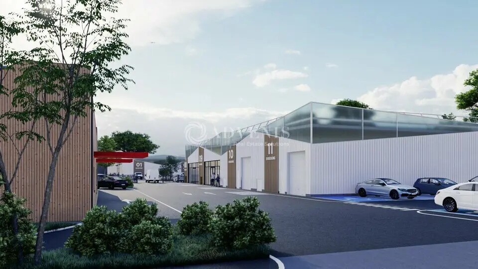 Light Industrial in Perpignan for sale - Building Photo - Image 2 of 3