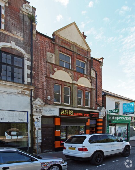 143-143A London Rd, Camberley for sale - Primary Photo - Image 1 of 1