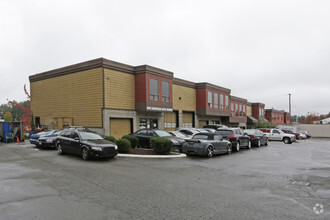 13620 NE 20th St, Bellevue, WA for rent Building Photo- Image 1 of 9