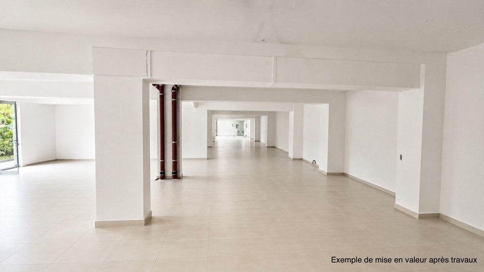 Retail in Hyères for sale - Building Photo - Image 2 of 8