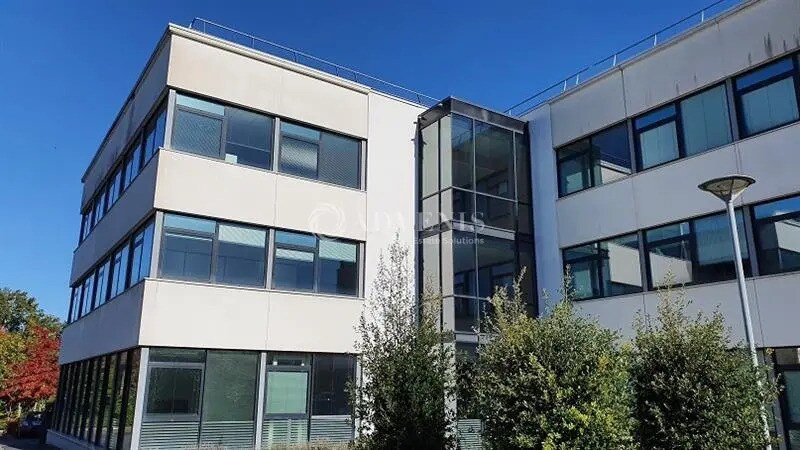 Office in Carquefou to rent - Building Photo - Image 3 of 8