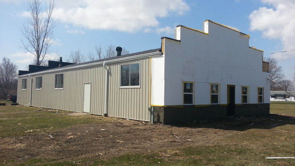 1940 E State Rd, Port Clinton, OH for sale - Building Photo - Image 1 of 1