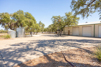 16299 Fitzhugh Rd, Dripping Springs, TX for rent Building Photo- Image 1 of 18