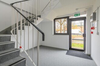 Aztec W, Almondsbury to rent Interior Photo- Image 2 of 8