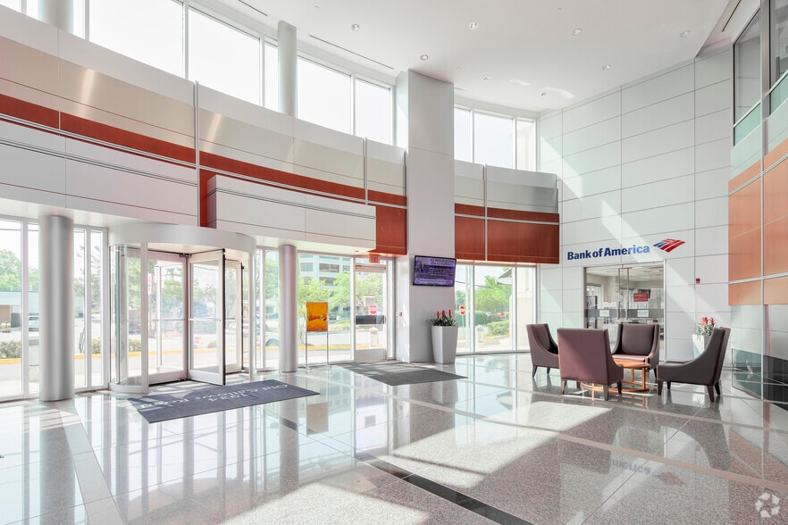 1934 Old Gallows Rd, Vienna, VA to rent - Lobby - Image 3 of 33