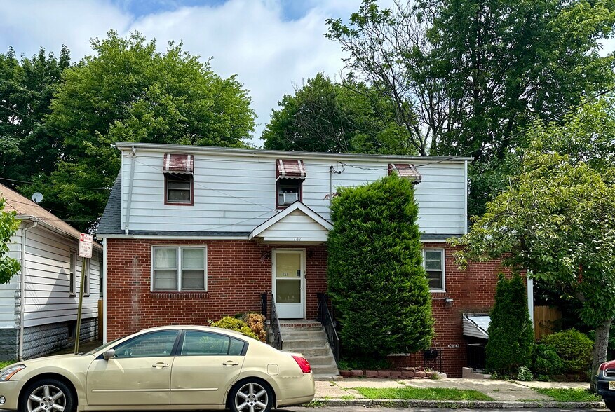 181 Comstock St, New Brunswick, NJ for sale - Primary Photo - Image 1 of 1