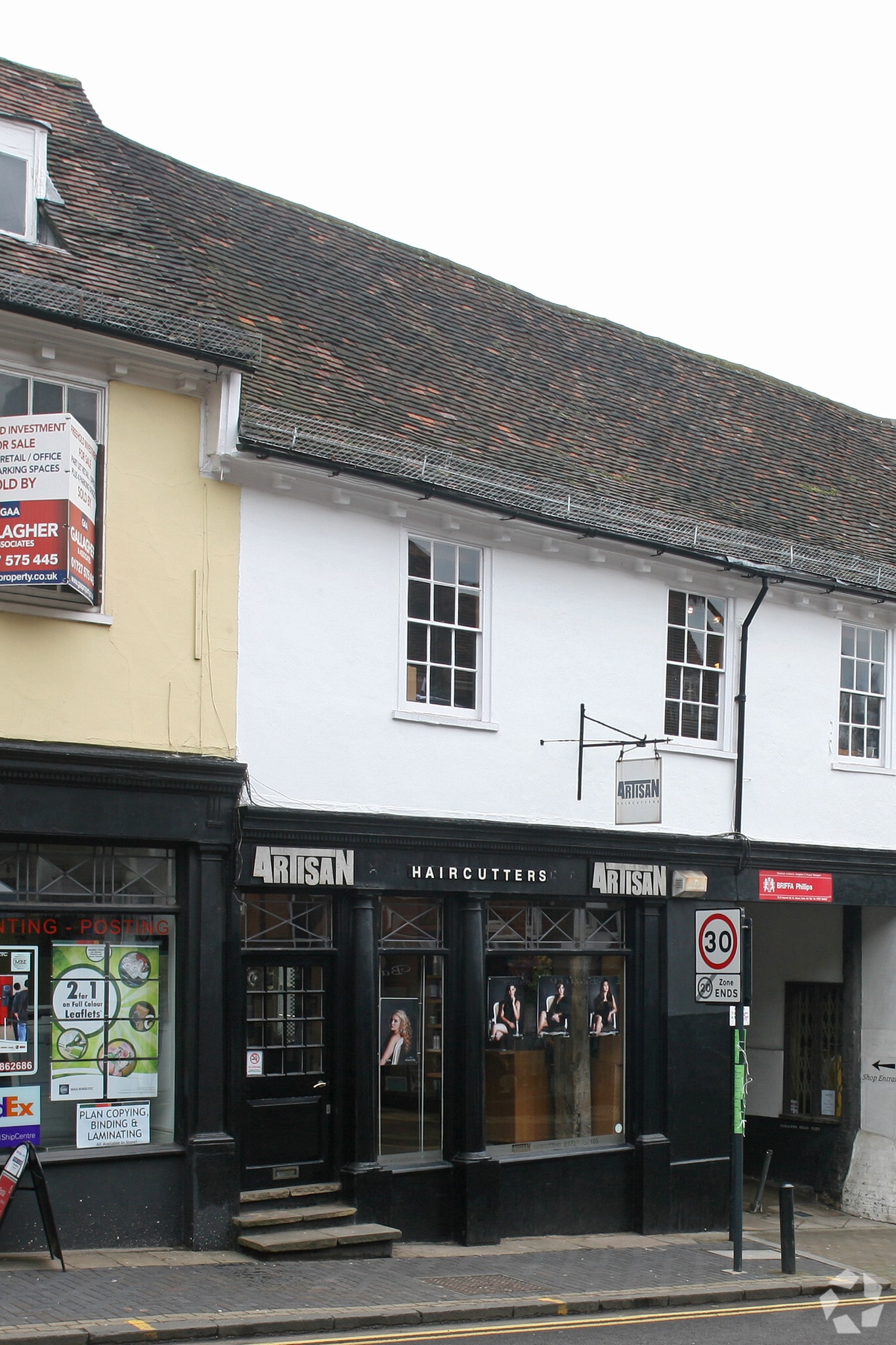 19 Holywell Hl, St Albans to rent Primary Photo- Image 1 of 5