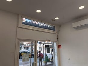 Retail in Barcelona, Barcelona to rent Interior Photo- Image 2 of 15