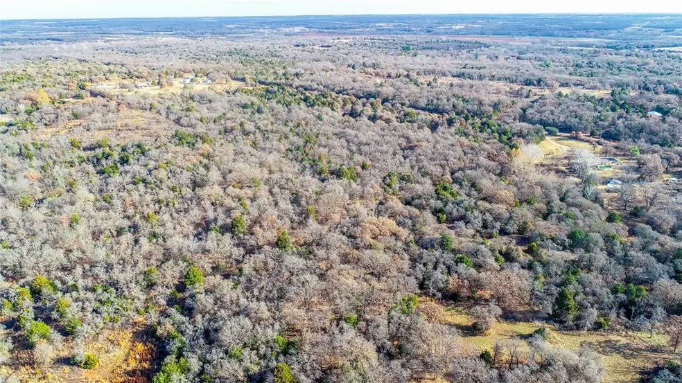 Hutton Rd, Wellston, OK for sale - Primary Photo - Image 1 of 6