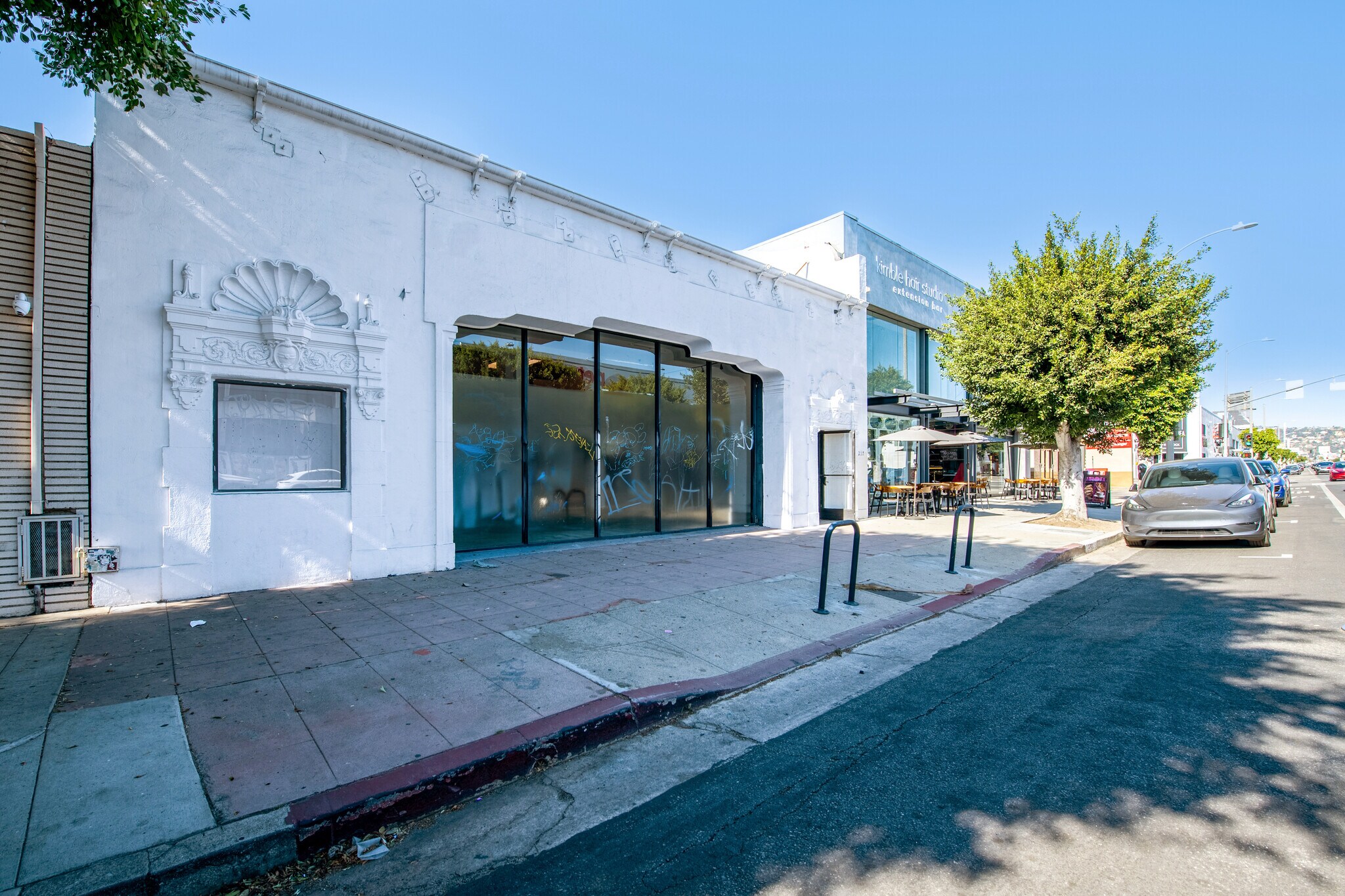 217 S La Brea Ave, Los Angeles, CA for sale Building Photo- Image 1 of 1