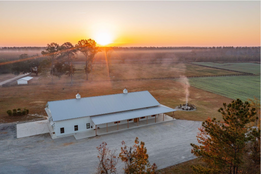 6500 Parkers Ferry Rd, Adams Run, SC for sale - Primary Photo - Image 1 of 7