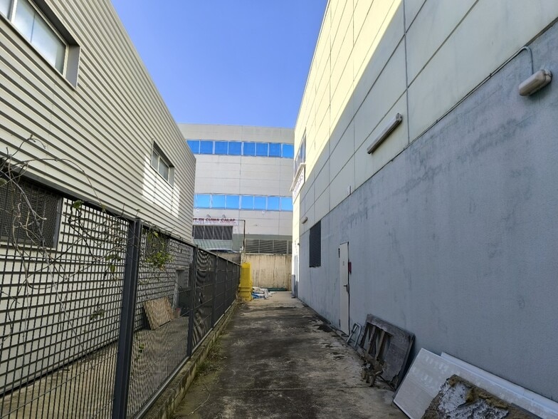 Industrial in Badalona, Barcelona for sale - Interior Photo - Image 2 of 18