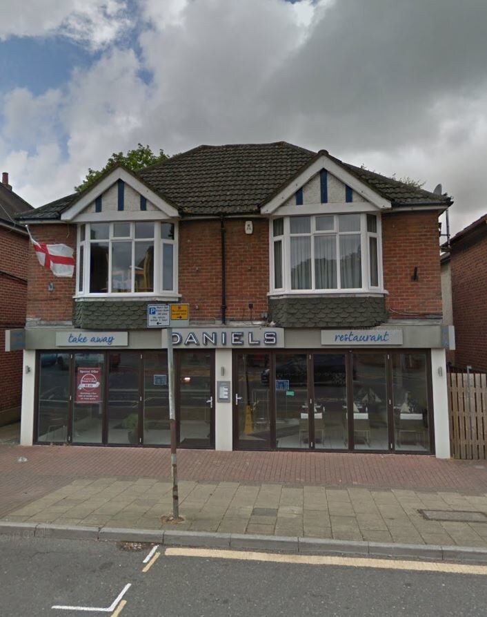 179-181 Lower Blandford Rd, Broadstone for sale Primary Photo- Image 1 of 1