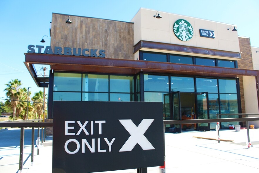 18165 US Highway 18, Apple Valley, CA to rent - Building Photo - Image 3 of 23