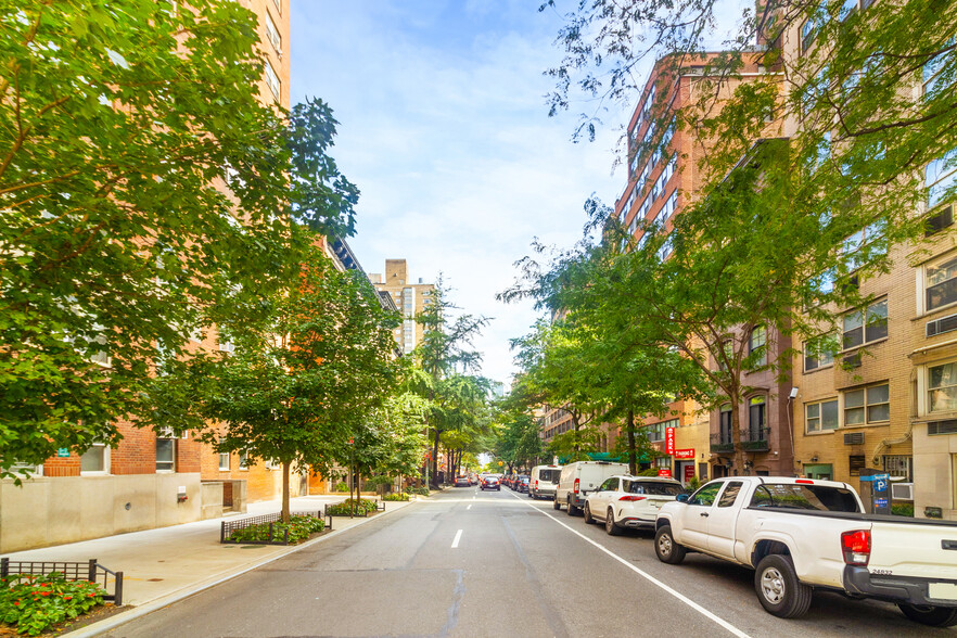 120 E 36th St, New York, NY for sale - Building Photo - Image 3 of 4