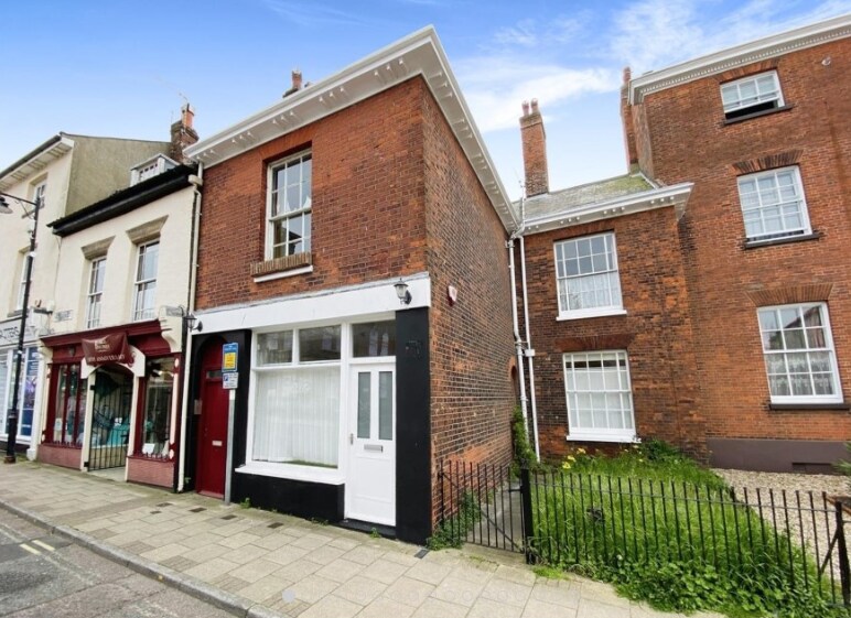 48-48A High St, Lowestoft for sale Primary Photo- Image 1 of 1