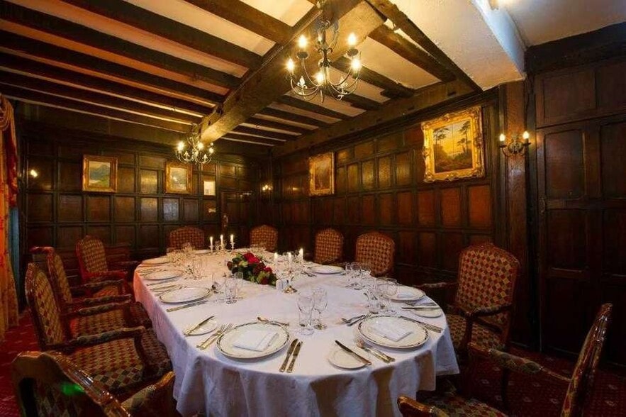 Butcher Row, Shrewsbury for sale - Interior Photo - Image 3 of 9