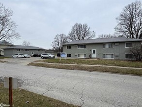 309 W Broad St, Mount Pleasant, IA for sale Primary Photo- Image 1 of 11