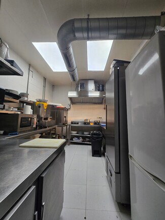 More details for Calle de la Princesa, Madrid - Retail to Rent