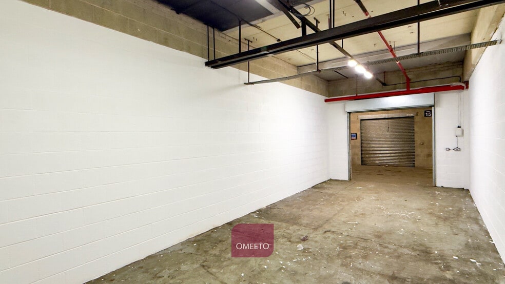 Asher Ln, Ripley to rent - Building Photo - Image 2 of 44