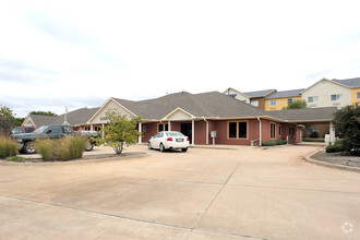 406 E Hall of Fame Ave, Stillwater, OK for sale Primary Photo- Image 1 of 1