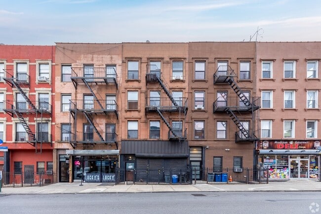 More details for 332 Marcus Garvey Blvd, Brooklyn, NY - Build-to-Rent for Auction