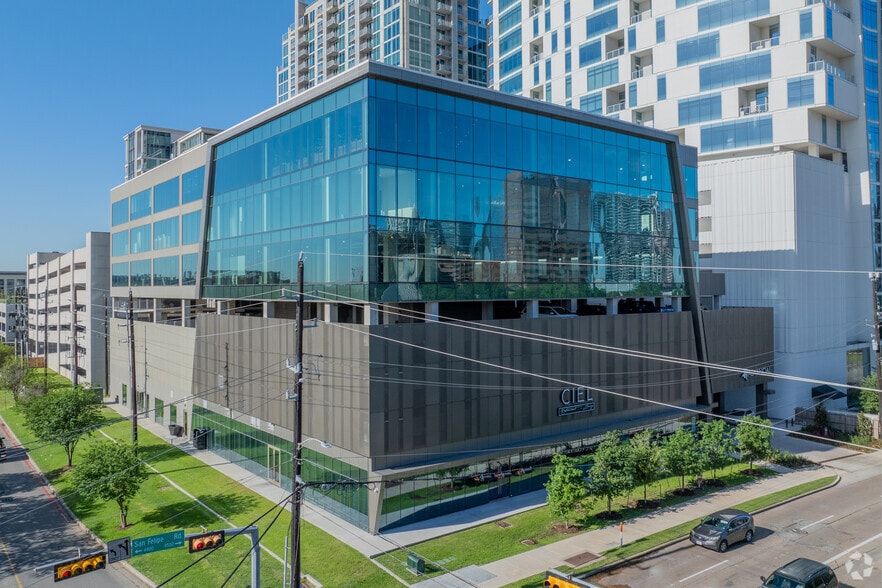 4411 San Felipe St, Houston, TX for sale - Building Photo - Image 1 of 1