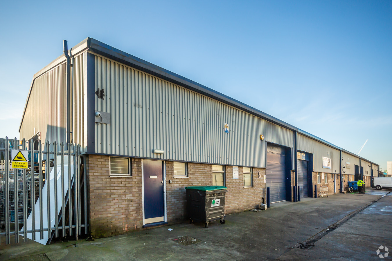 13-15 Sunbeam Rd, London, NW10 6JP - Industrial for Rent - 4,866 SF - GBR