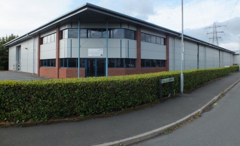 Sparrowhawk Close, Malvern for sale - Primary Photo - Image 1 of 1