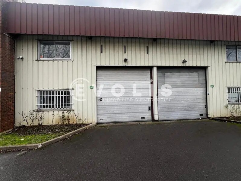 Light Industrial in Lisses to rent Building Photo- Image 1 of 13