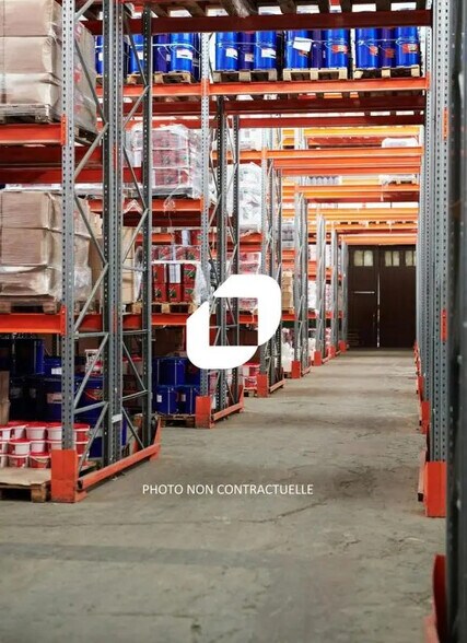 Light Industrial in Les Sorinières to rent - Interior Photo - Image 2 of 3