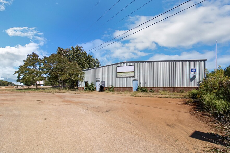 2310 State Highway 155, Palestine, TX for sale - Building Photo - Image 1 of 1