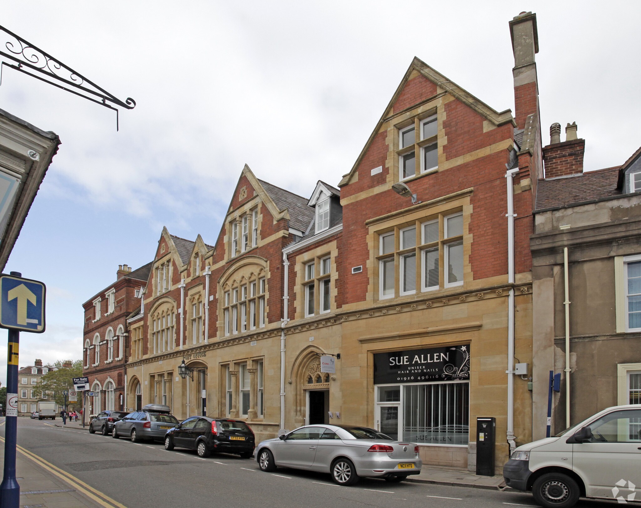 Old Sq, Warwick for sale Primary Photo- Image 1 of 1