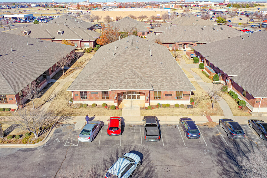 1010 24th Ave NW, Norman, OK for rent - Building Photo - Image 3 of 5