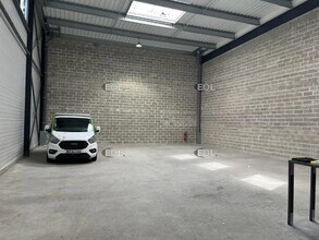 Light Industrial in Cormeilles-en-Parisis to rent Interior Photo- Image 1 of 7