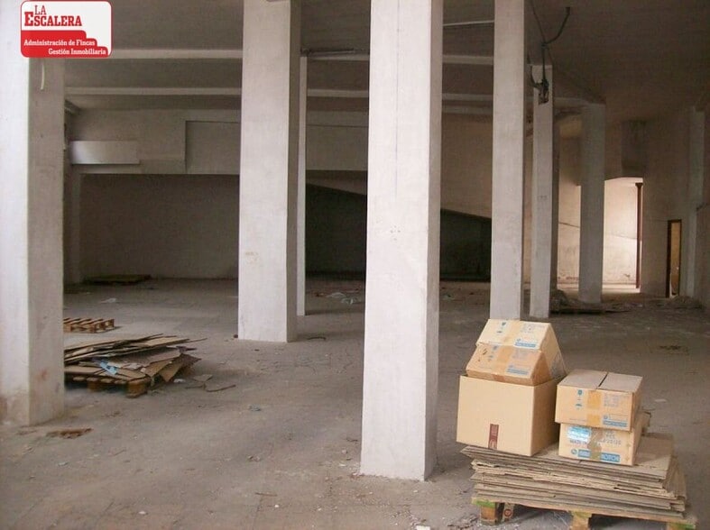 Retail in Onil, Alicante to rent - Interior Photo - Image 2 of 3