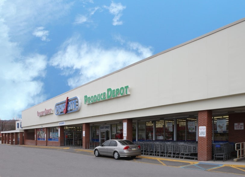 611 Luzerne St, Scranton, PA to rent - Building Photo - Image 3 of 18