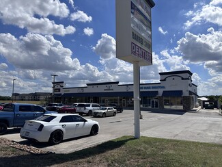 More details for 8142 Shin Oak Dr, San Antonio, TX - Retail for Rent